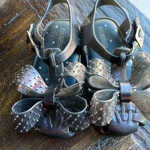 Gray/black Mini Melissa Sandals